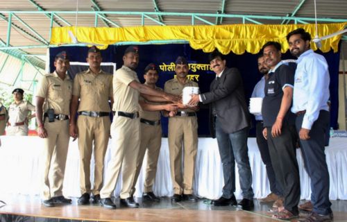 One of Social Projects of Jitendra Joshi, food distribution to Frontline workers police during Covid 19