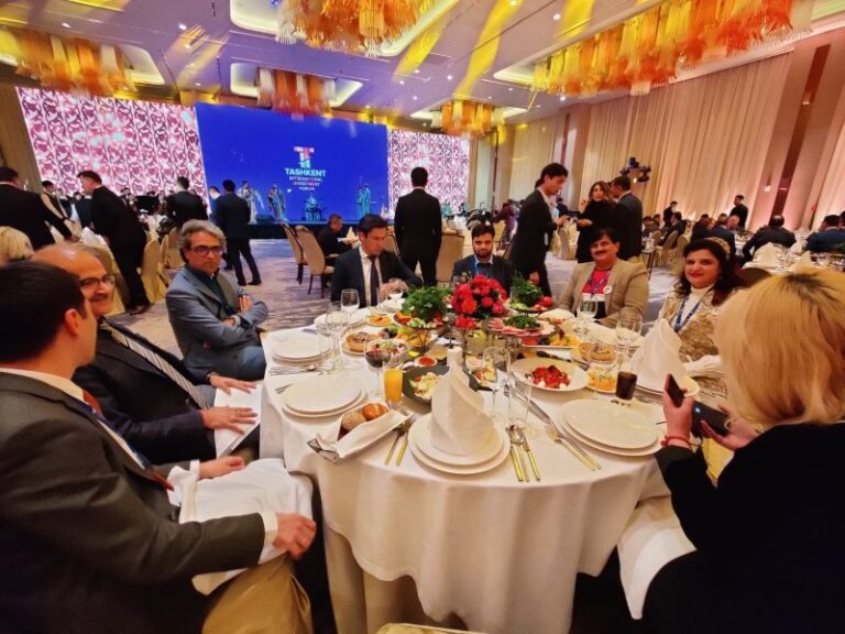 Team GIBF lead by Jitendra Joshi with Uzbekistan Outgoing International Delegates